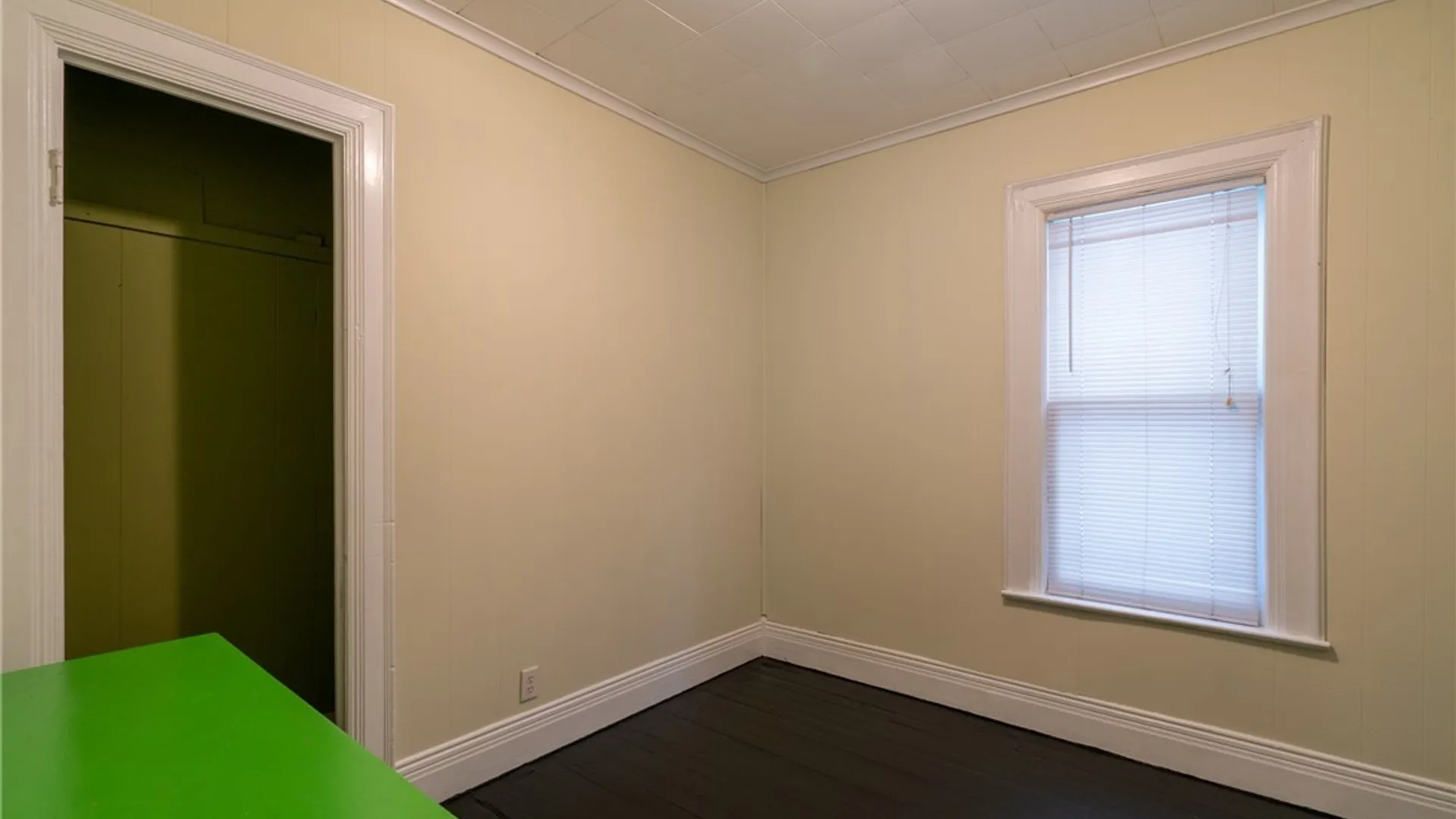 Property at 299 Delavan Ave Avenue, Buffalo, NY 14213 26