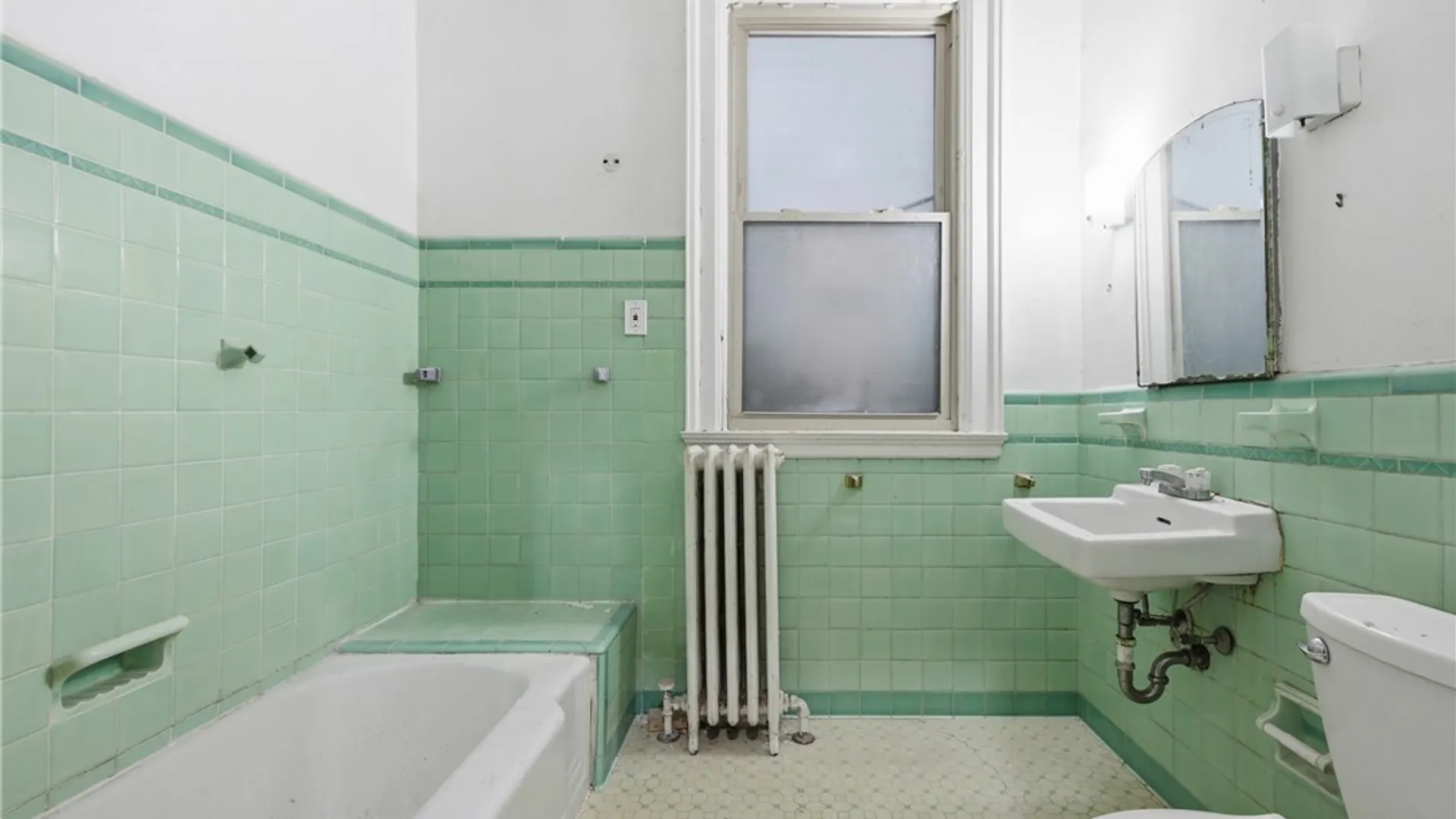 Property at 195 Hodge Avenue, Buffalo, NY 14222 14
