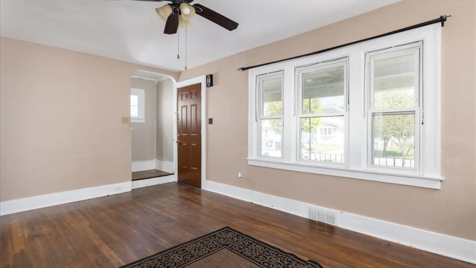 Property at 250 Shepard Avenue, Tonawanda, NY 14217 6