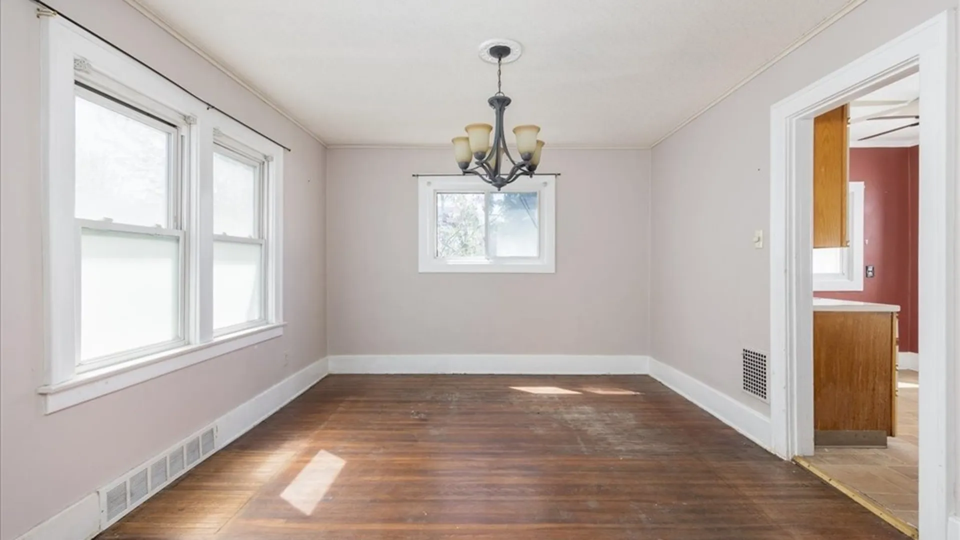 Property at 250 Shepard Avenue, Tonawanda, NY 14217 7
