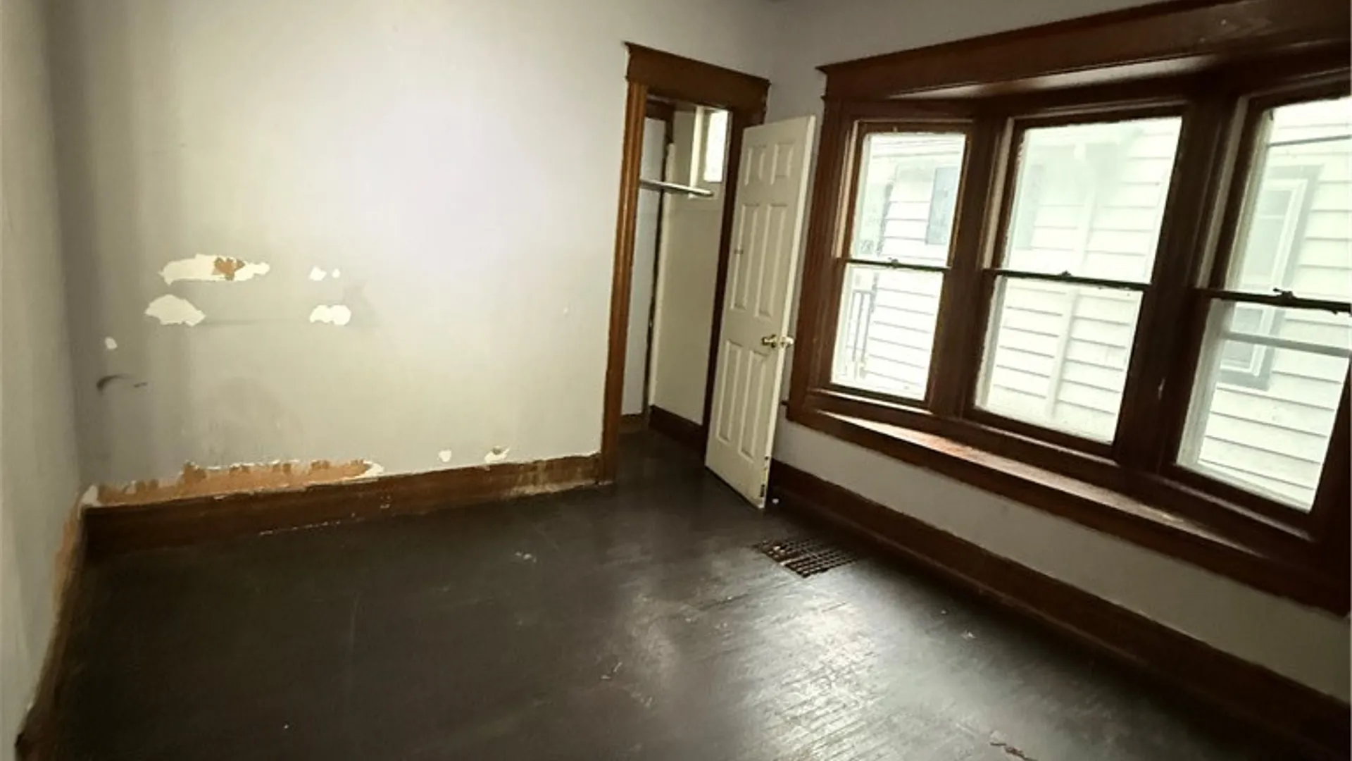Property at 330 Avenue B, Rochester, NY 14621 2