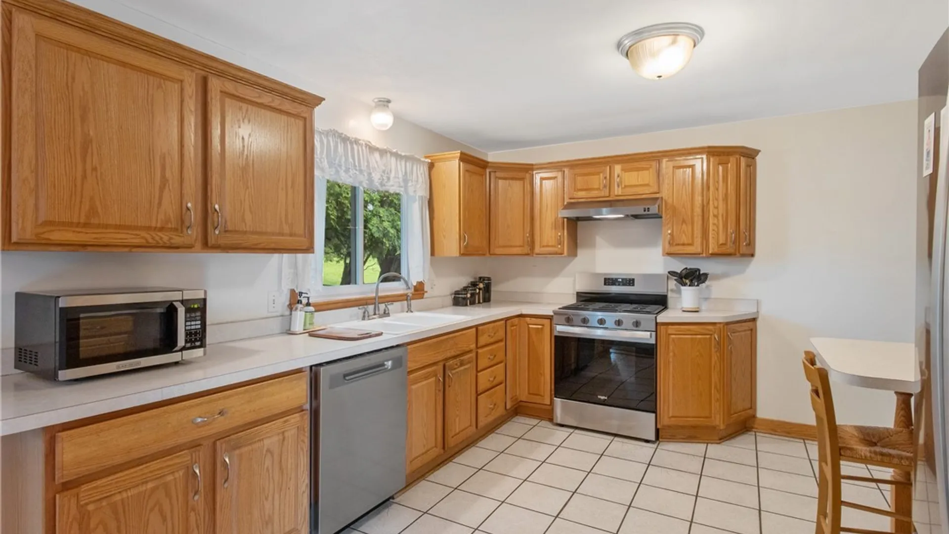 Property at 228 Marian Drive, Geddes, NY 13219 13