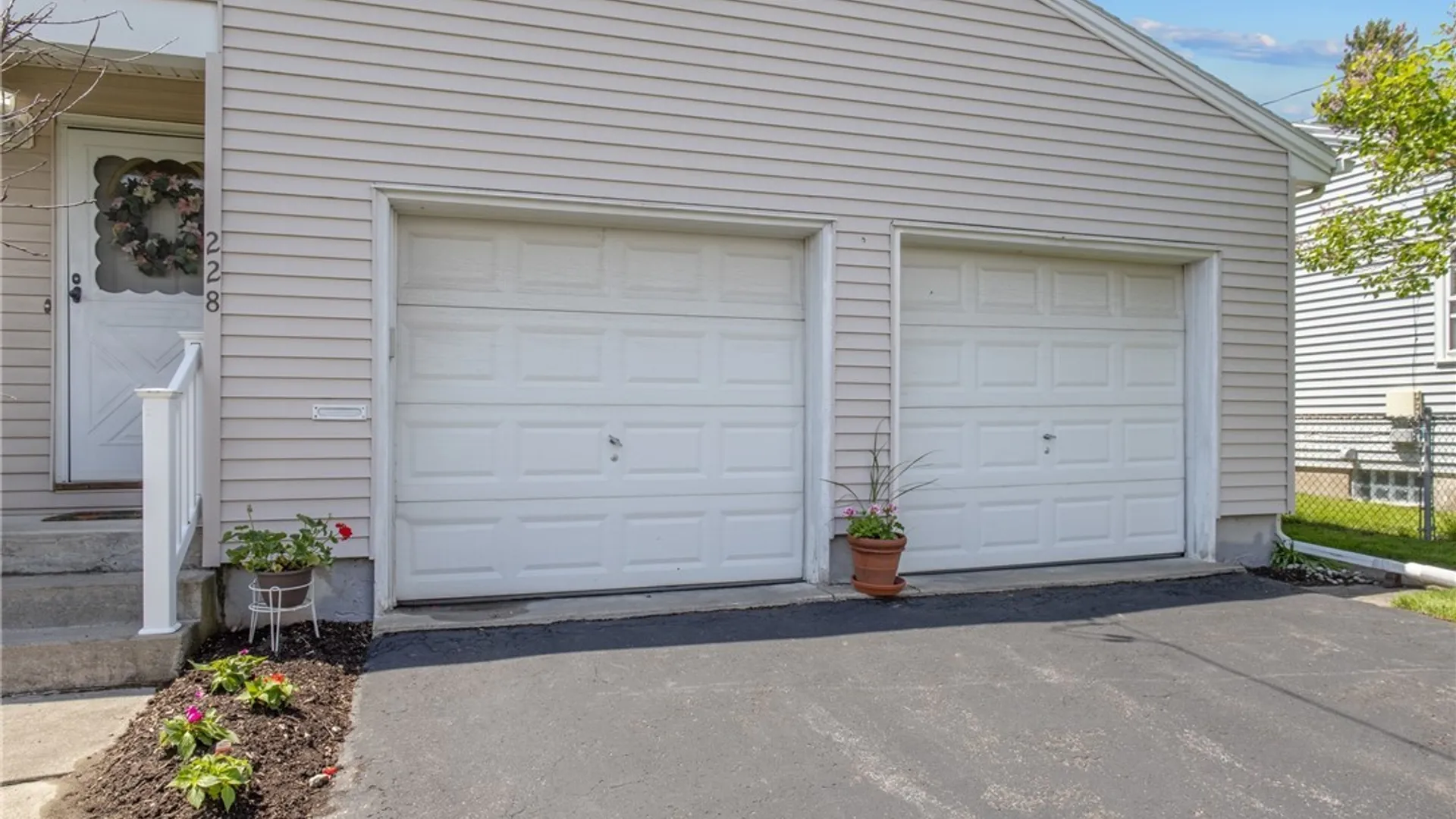 Property at 228 Marian Drive, Geddes, NY 13219 5