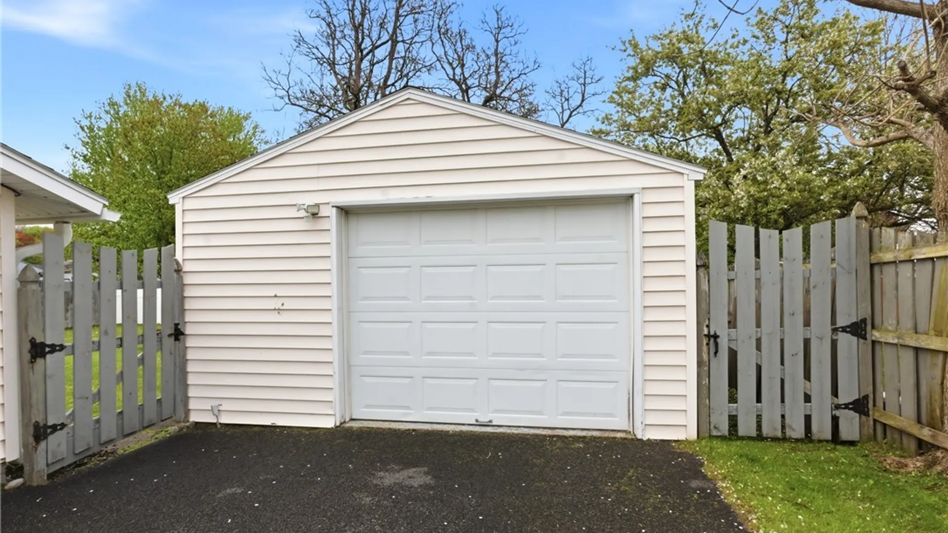 Property at 932 Thomas Street, Rome, NY 13440 23