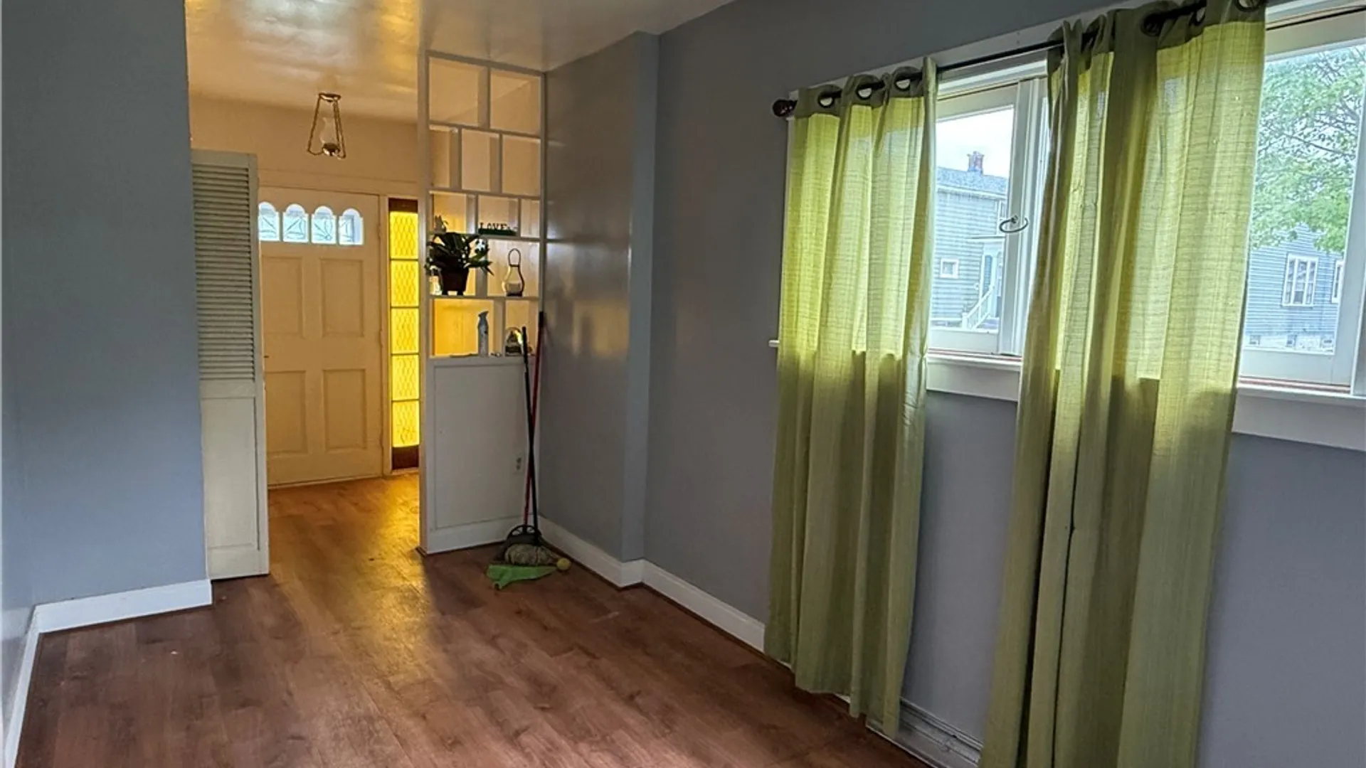 Property at 2 Rowan Road, Cheektowaga, NY 14215 13