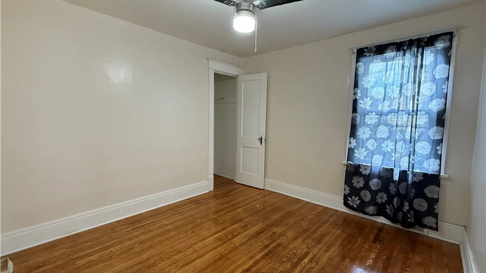 Property at 2 Rowan Road, Cheektowaga, NY 14215 4
