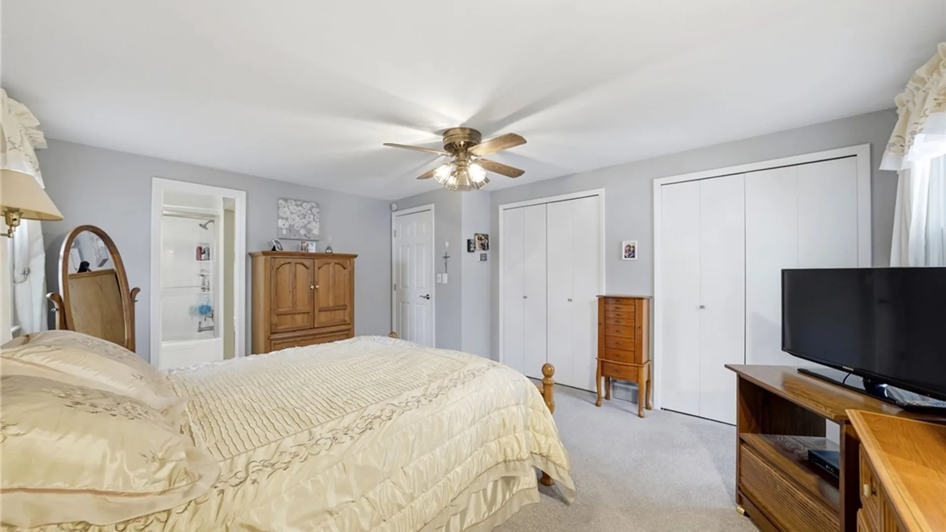 Property at 86 Tartan Lane, Amherst, NY 14221 33