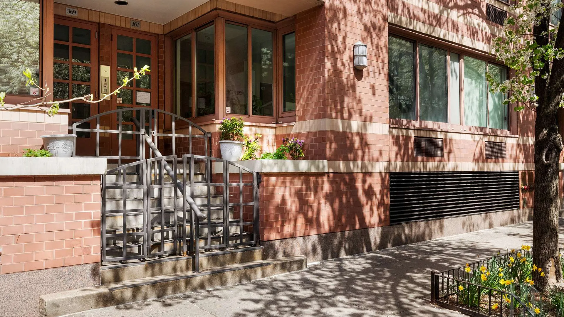 Property at 367 West 49th Street, New York, NY 10023 5