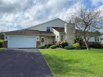 Property at 20 Southwick Drive, Orchard Park, NY 14127