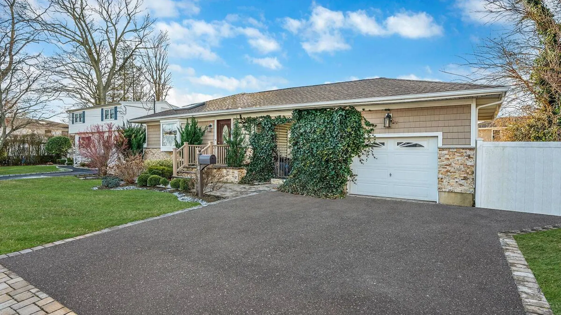 Property at 1616 Madison Avenue, West Islip, NY 11795 3