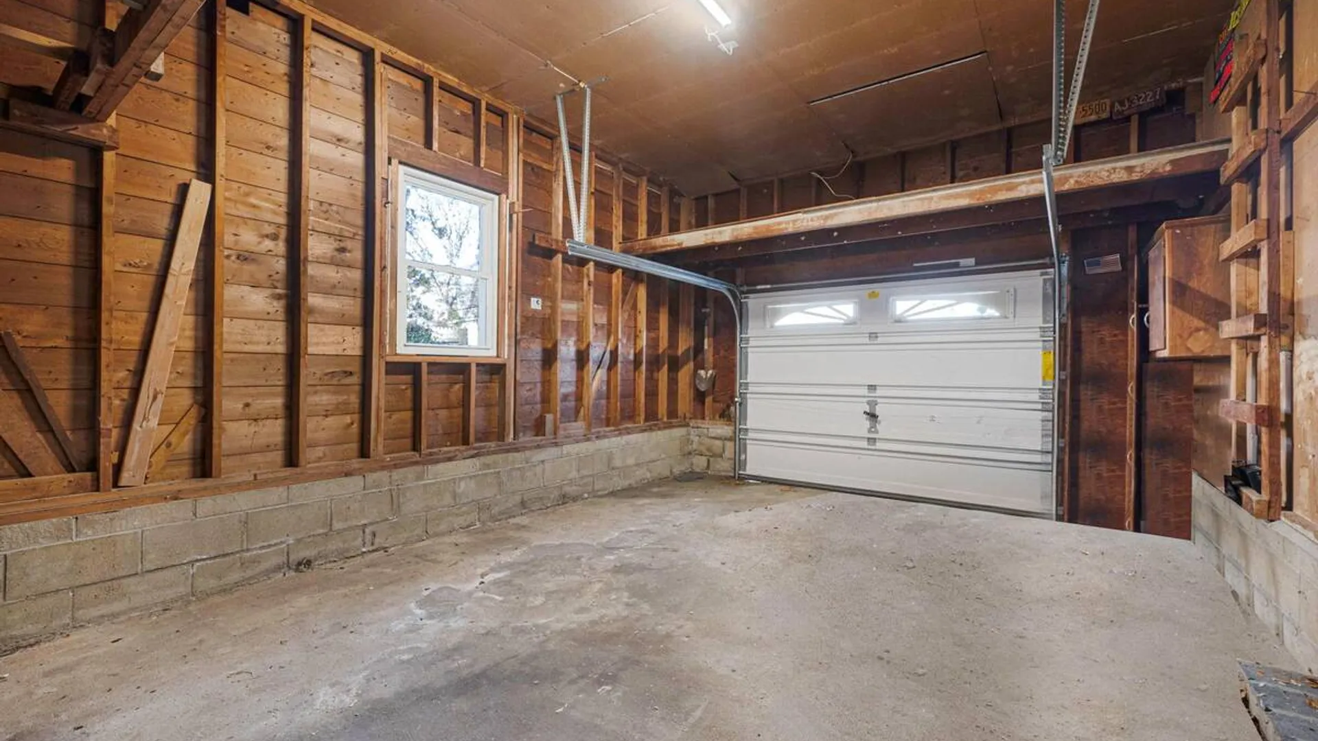 Property at 1616 Madison Avenue, West Islip, NY 11795 38