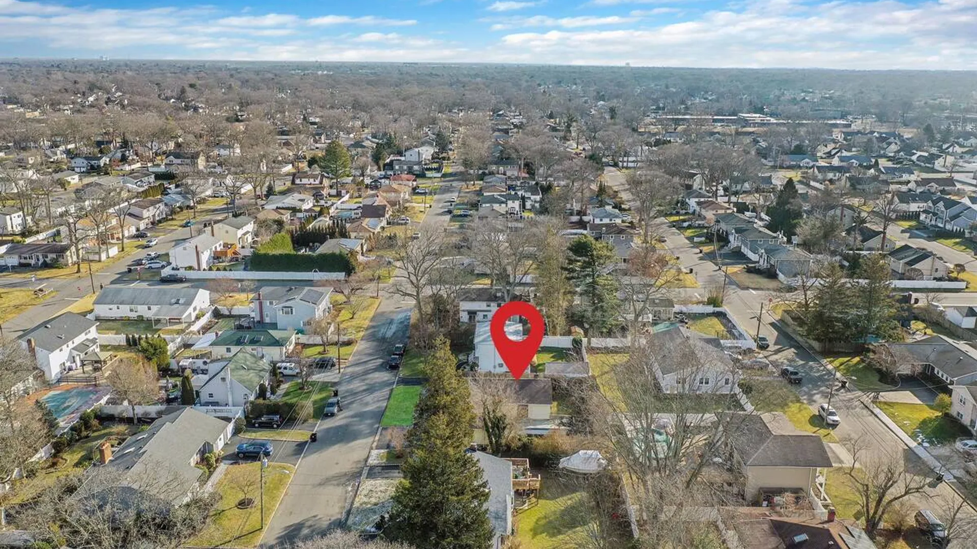 Property at 1616 Madison Avenue, West Islip, NY 11795 40