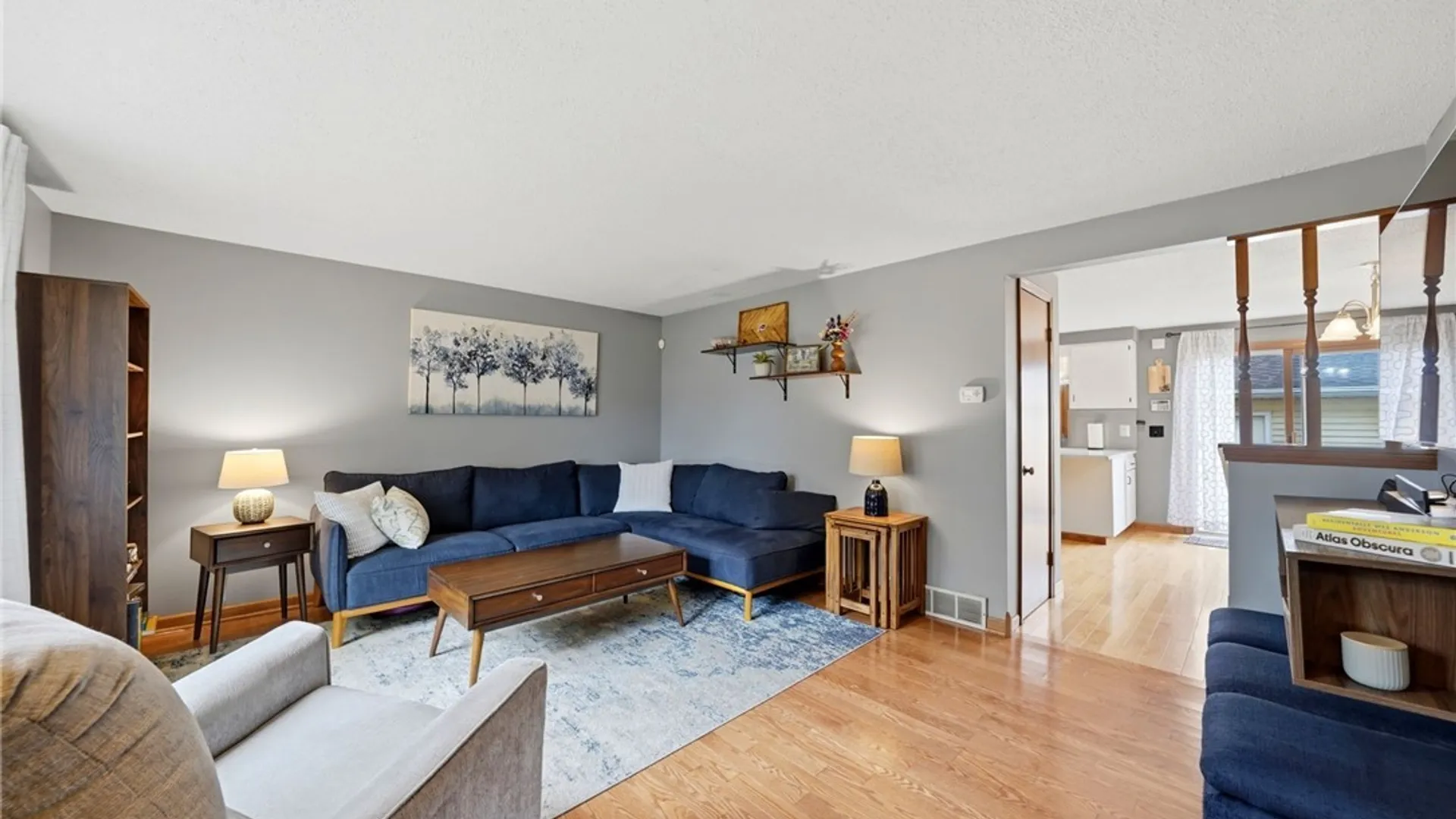 Property at 240 Wimbledon Court, West Seneca, NY 14224 5