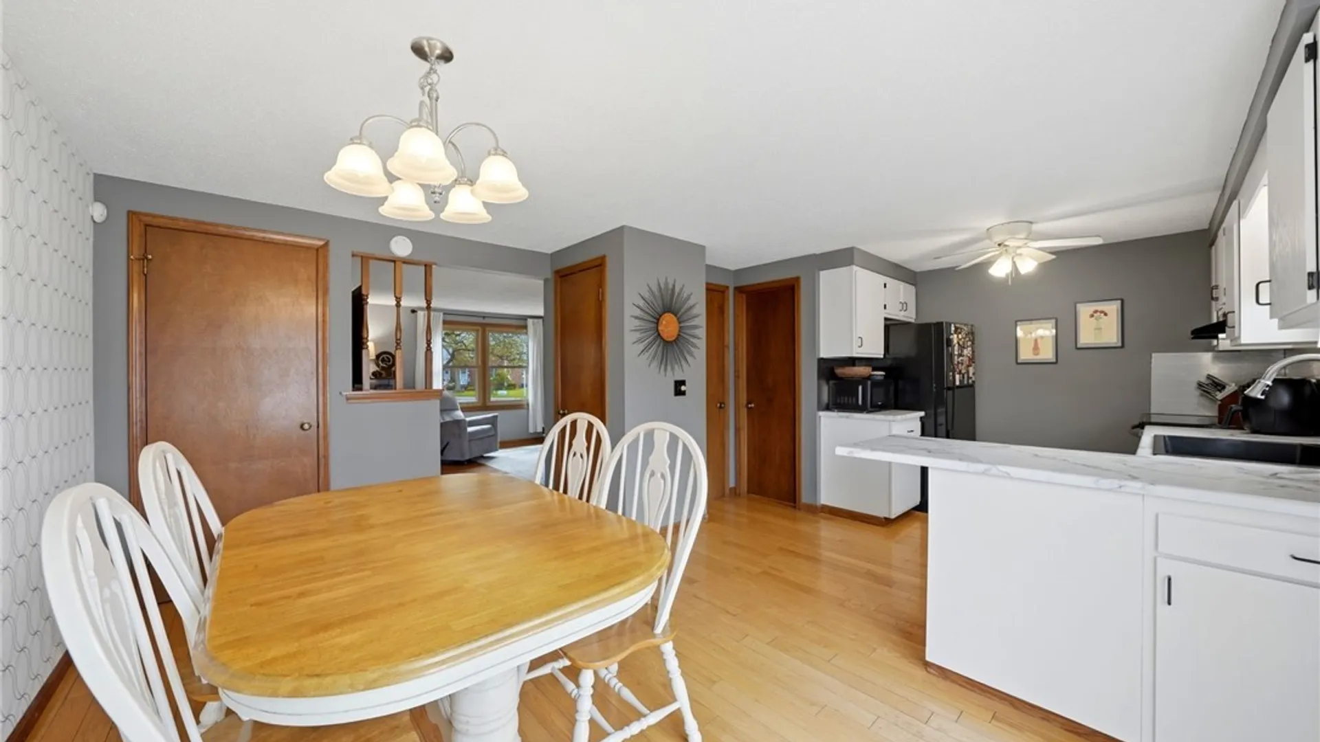 Property at 240 Wimbledon Court, West Seneca, NY 14224 9