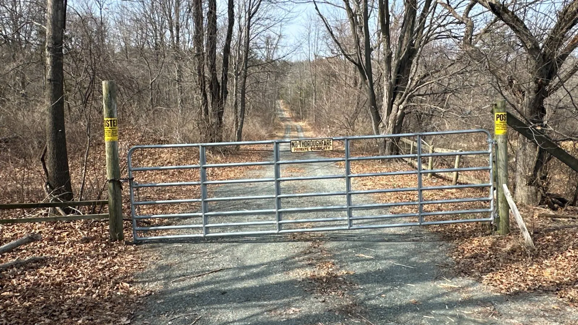 Property at 390 Ridge Rd, Schodack Landing, NY 12156 3