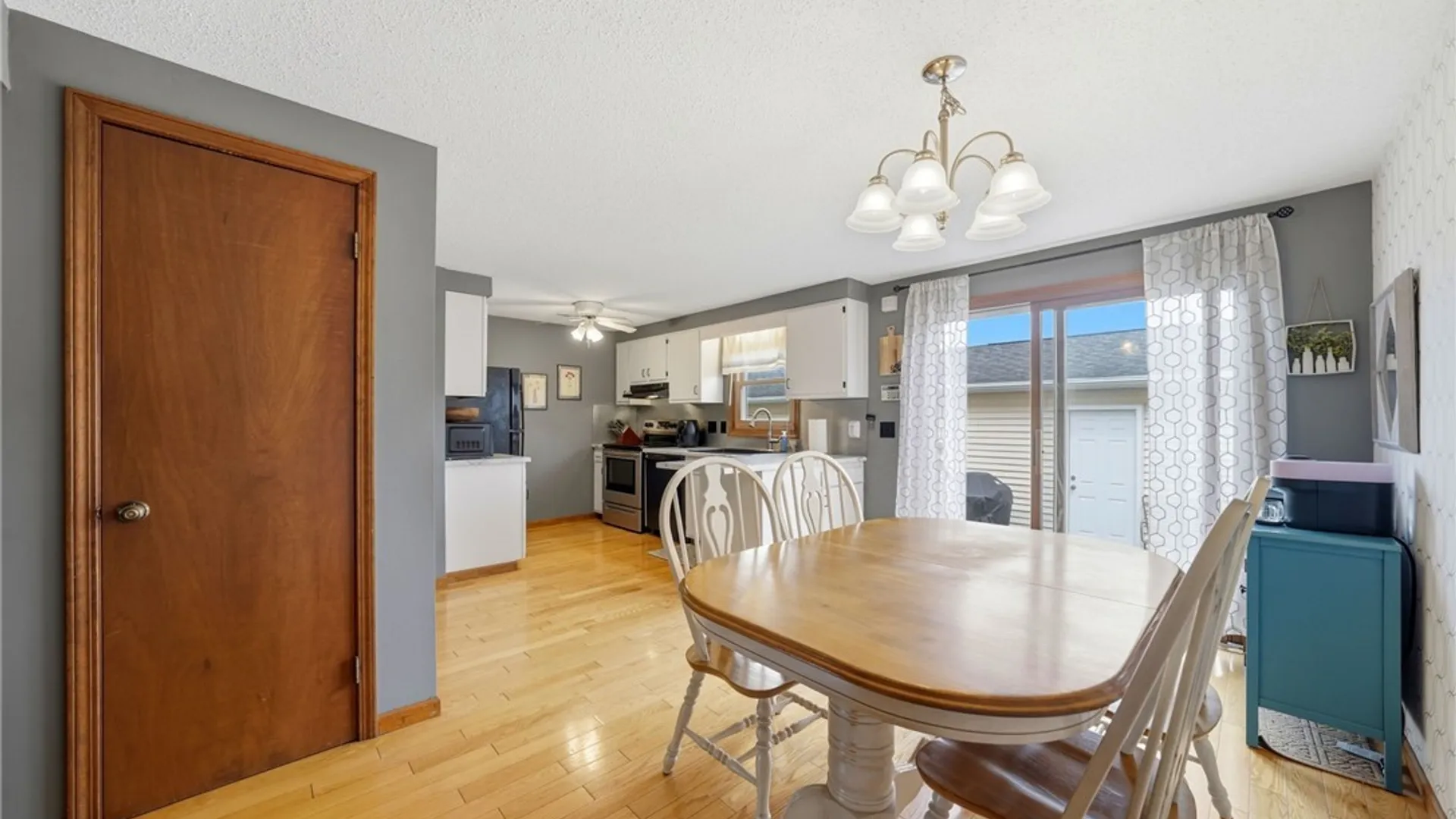 Property at 240 Wimbledon Court, West Seneca, NY 14224 11