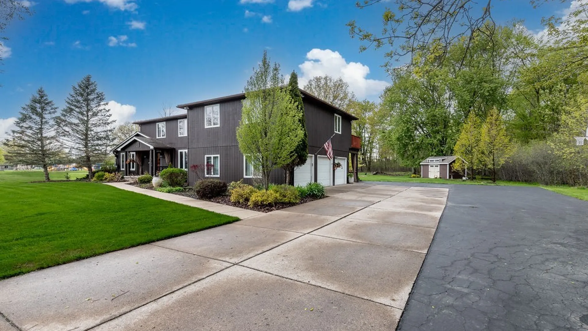 Property at 1731 Huth Road, Grand Island, NY 14072 7