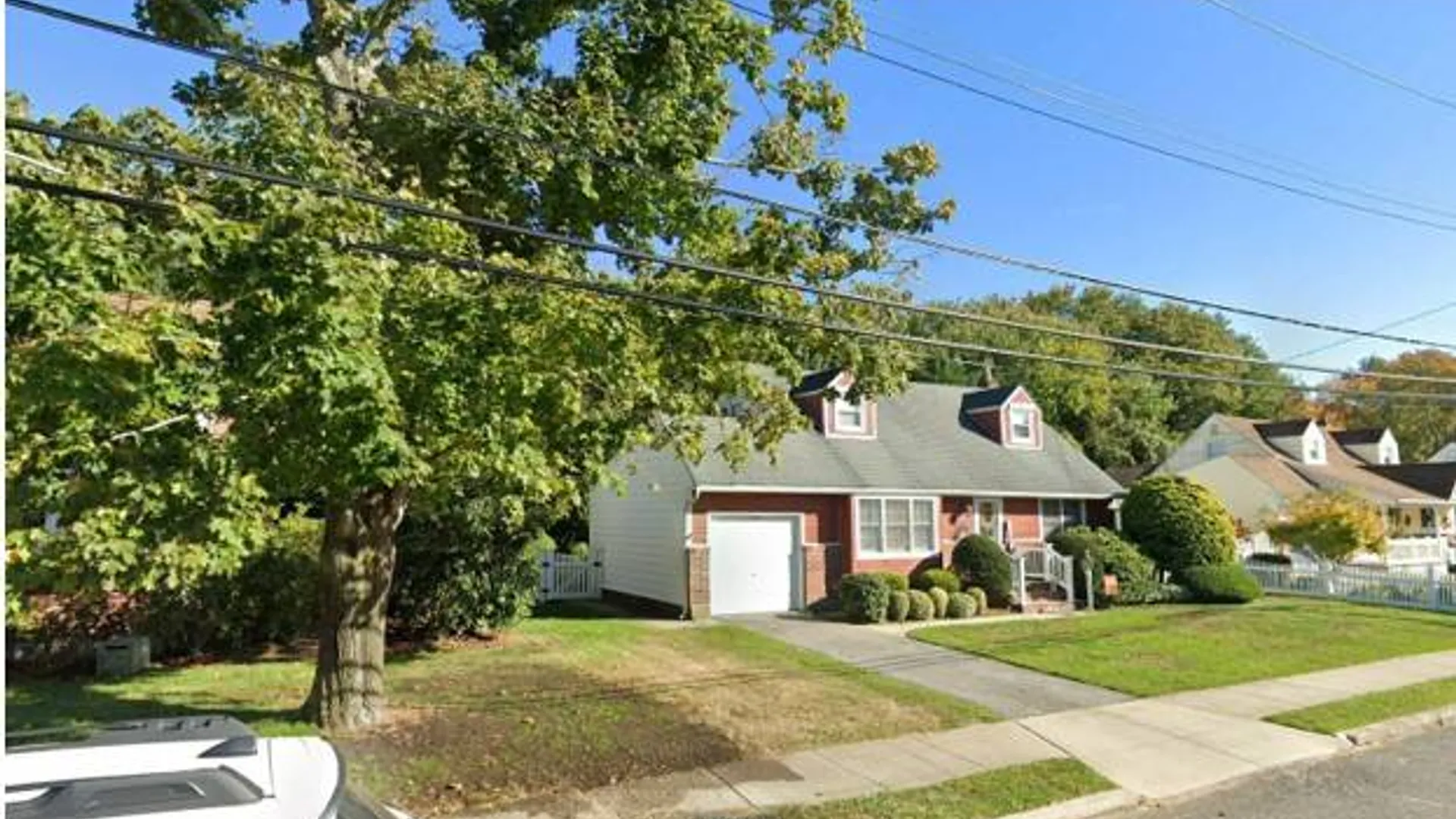 Property at 57 Birchbrook Dr, Smithtown, NY 11787 8