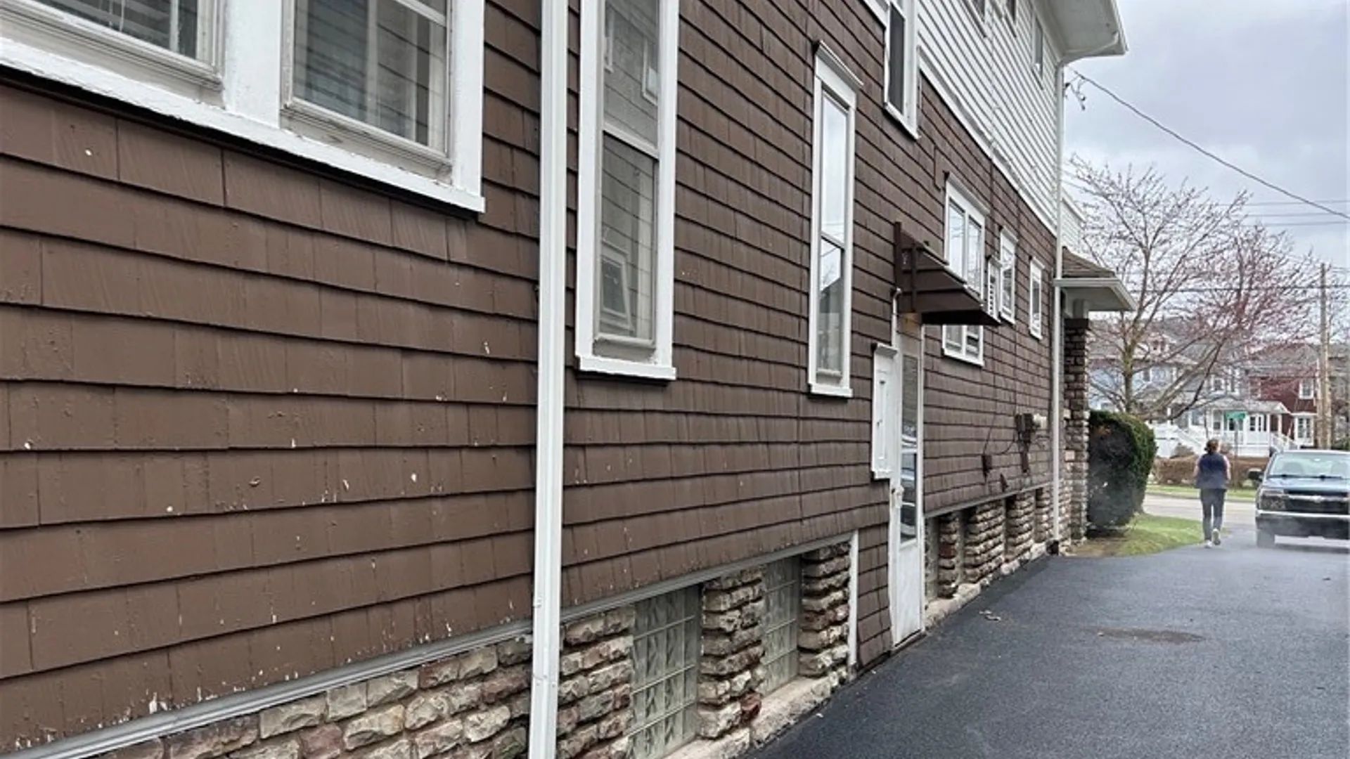 Property at 403 East Avenue, Lockport City, NY 14094 23