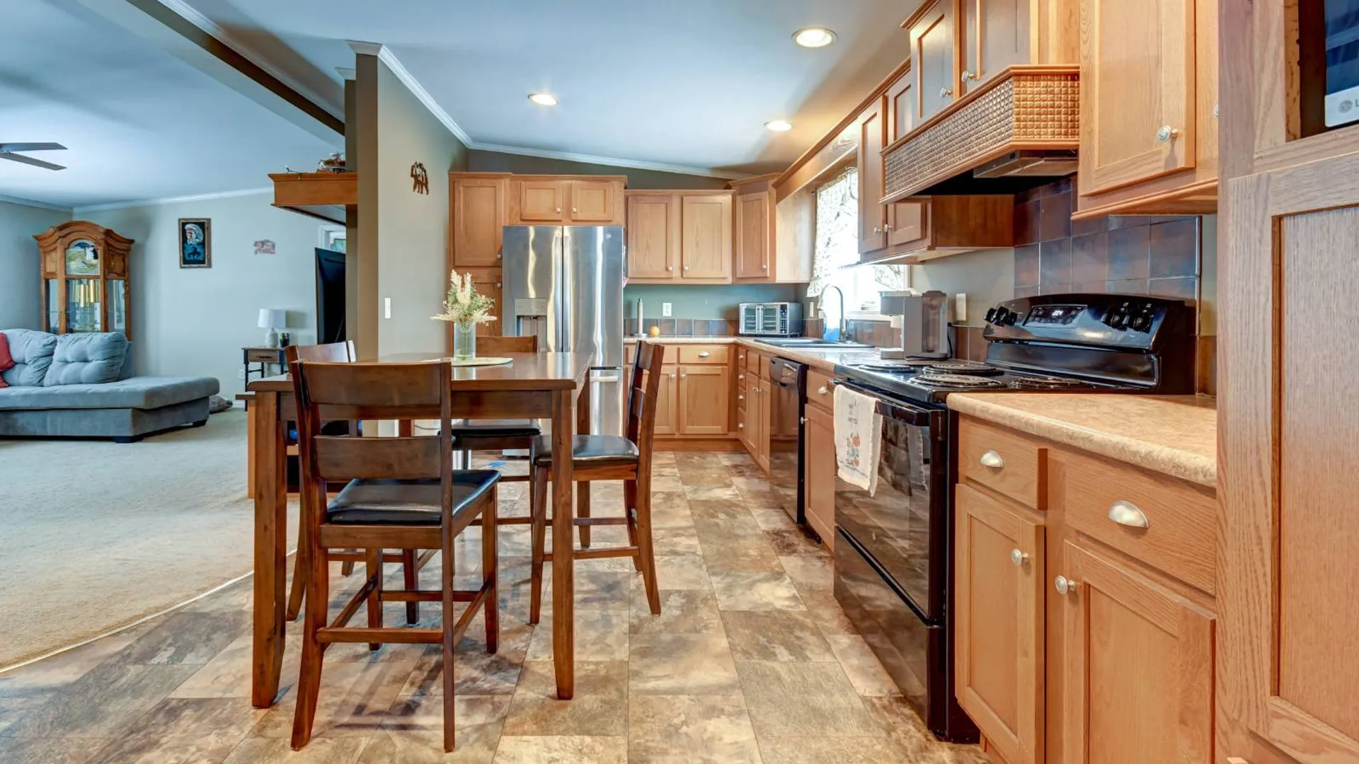 Property at 22 Leto Lane, Johnstown, NY 12095 14