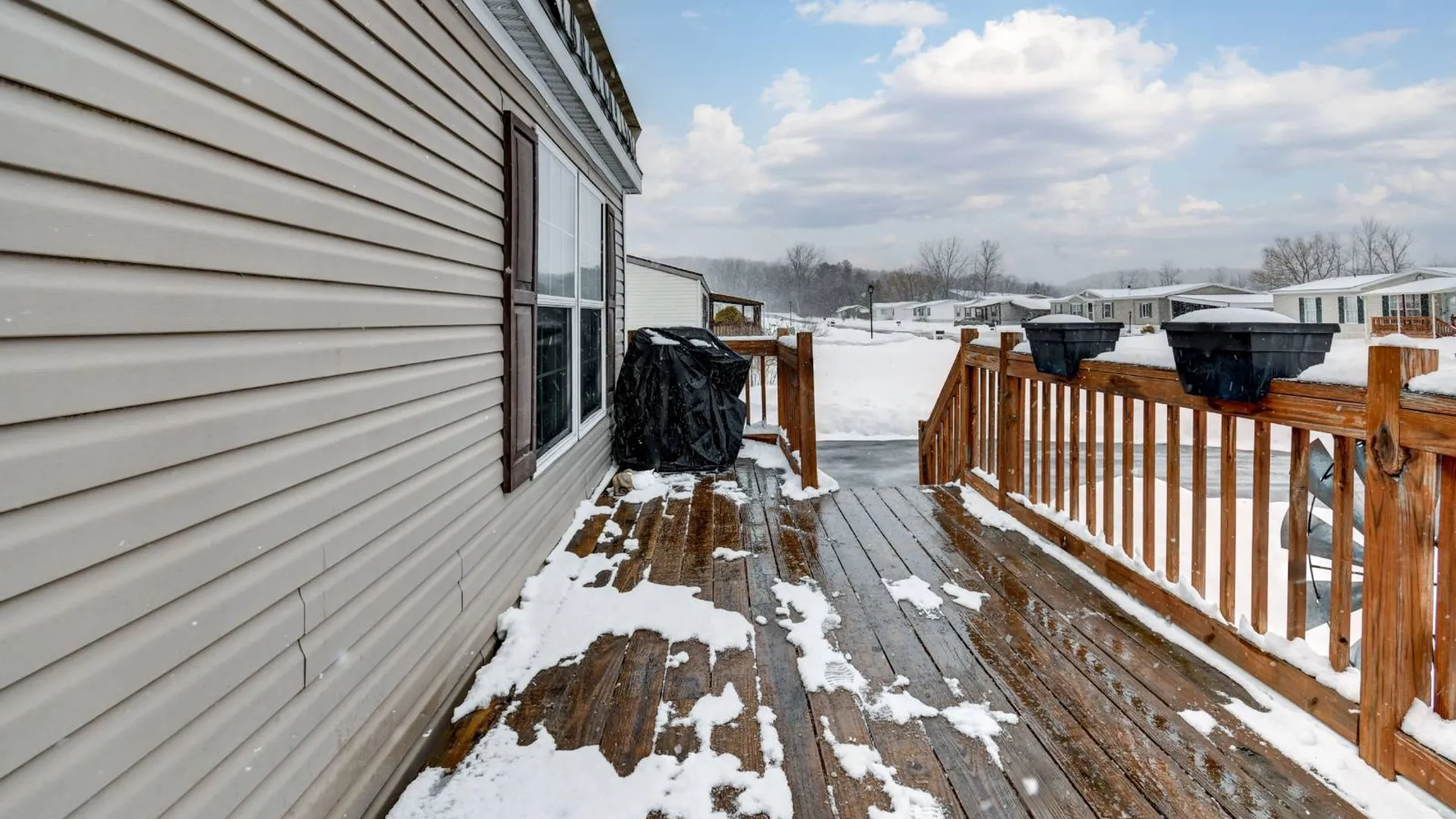 Property at 22 Leto Lane, Johnstown, NY 12095 4