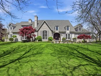 Property at 224 Village Pointe Lane, Amherst, NY 14221