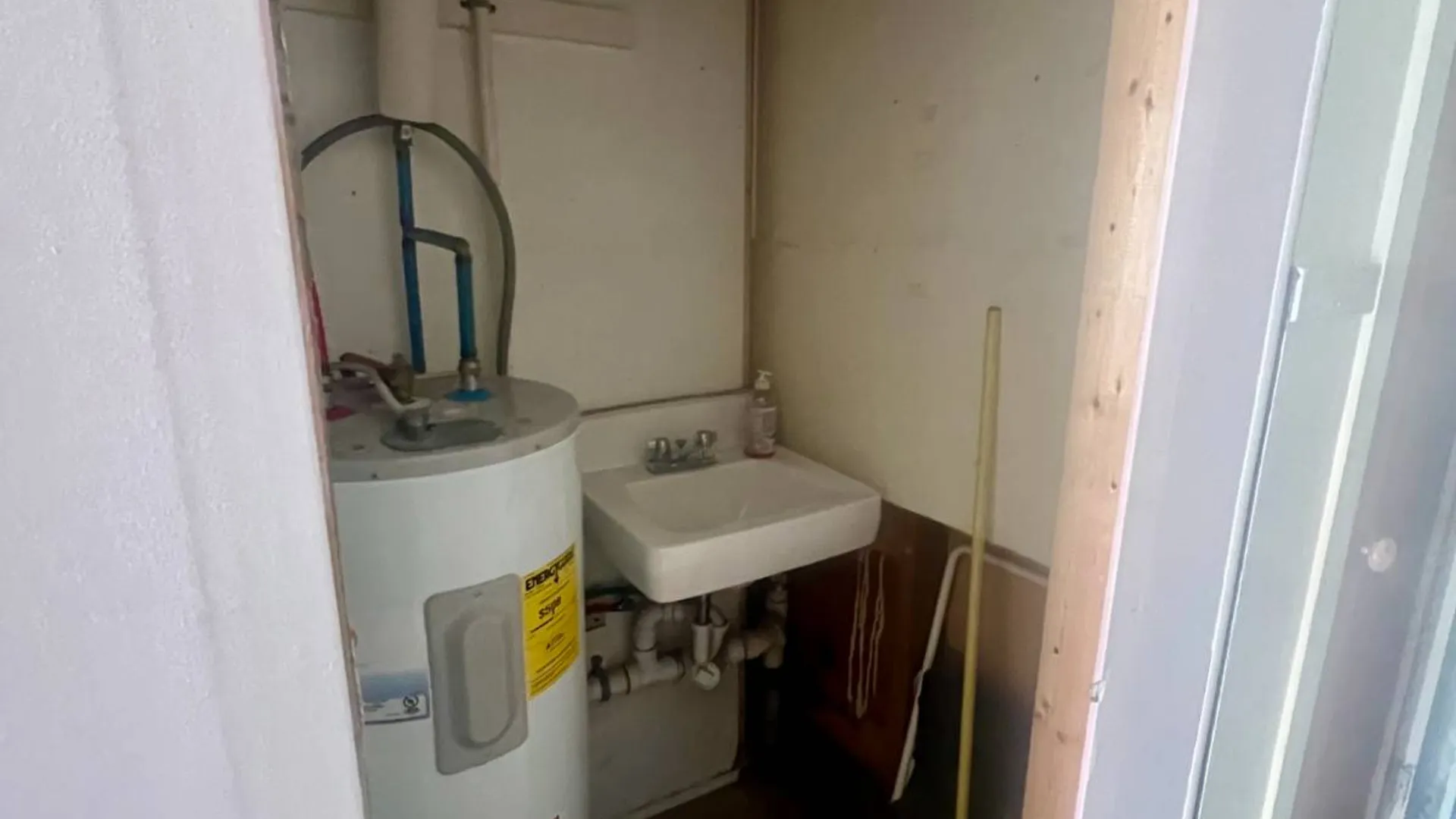 Property at 47 Bridge Street, Amsterdam, NY 12010 7