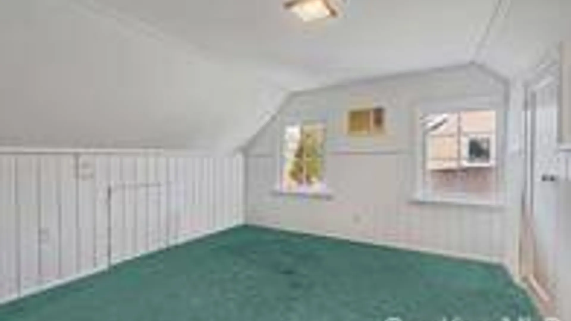 Property at 22 Mercury Lane, Levittown, NY 11758 21