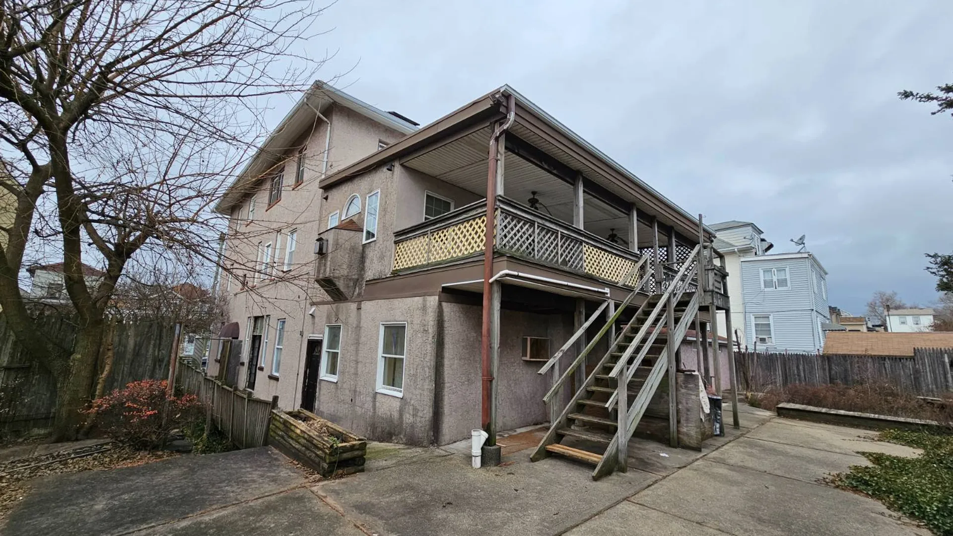 Property at 233 Sand Lane, Staten Island, NY 10305 9