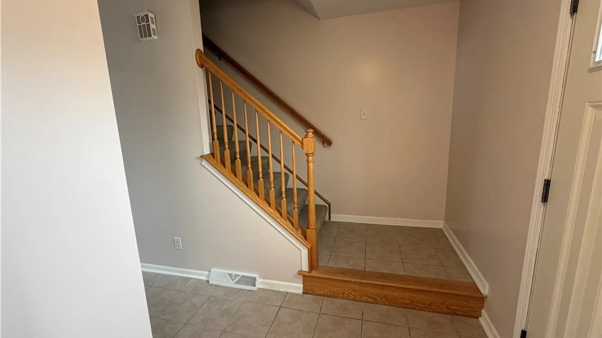 Property at 579 Homestead Drive, North Tonawanda, NY 14120 11