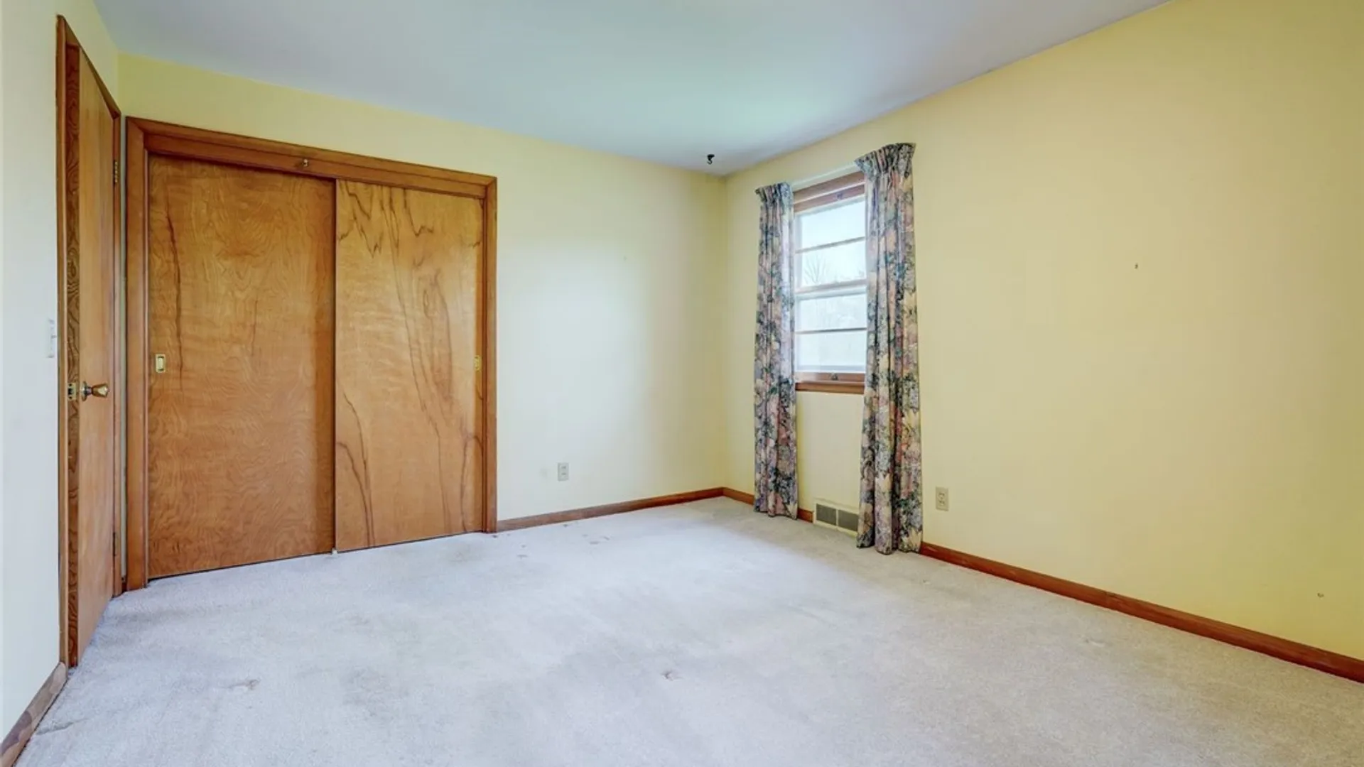 Property at 6612 Bethany Leroy Road, Stafford, NY 14143 20