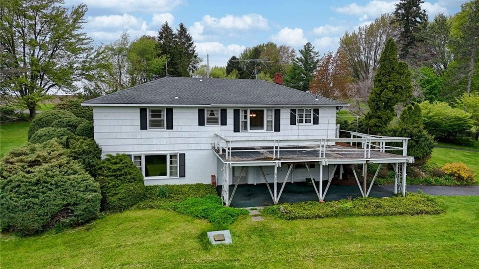 Property at 6612 Bethany Leroy Road, Stafford, NY 14143 41