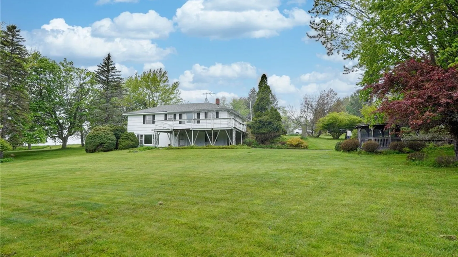 Property at 6612 Bethany Leroy Road, Stafford, NY 14143 42