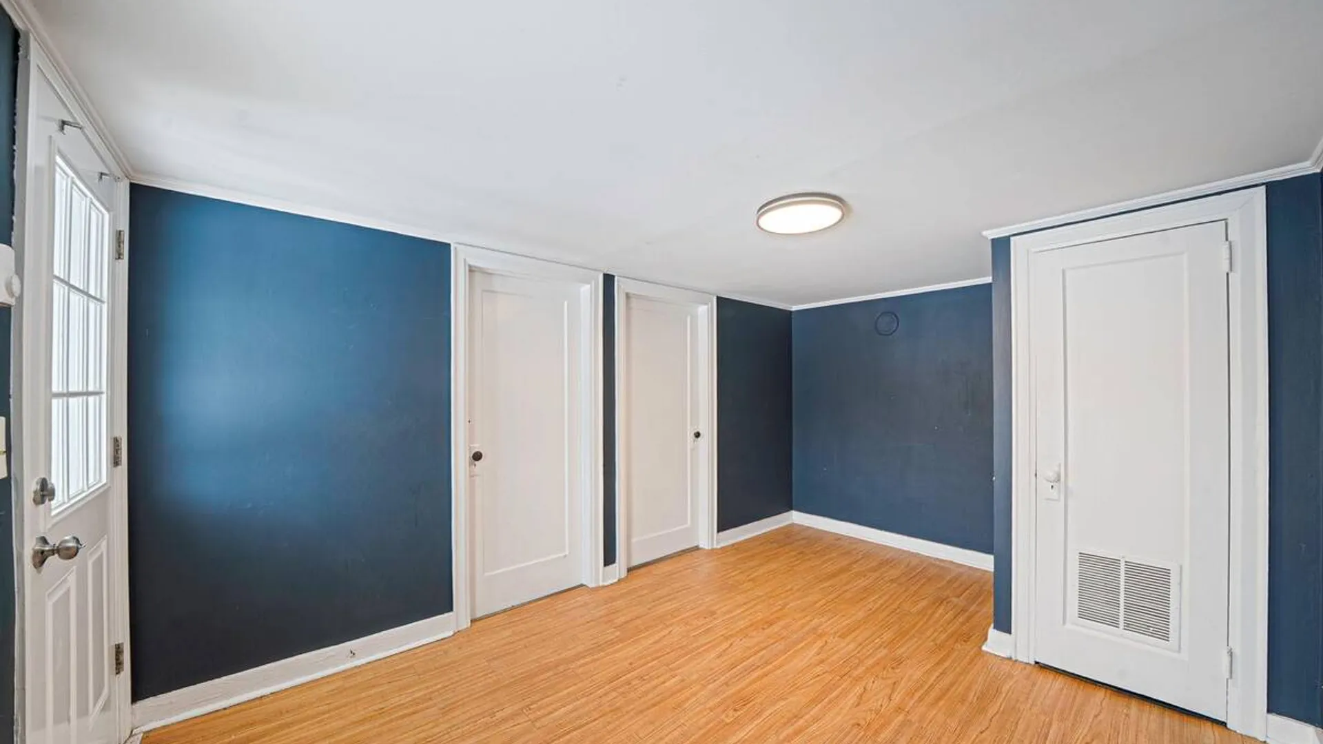 Property at 1049 Woodcrest Avenue, Riverhead, NY 11901 5