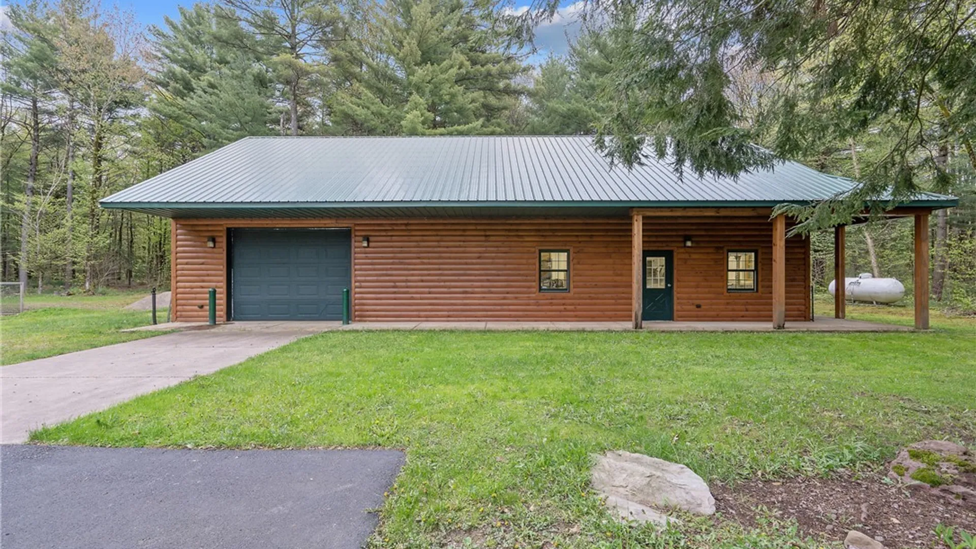 Property at 330 Roosevelt Road, Constantia, NY 13042 41