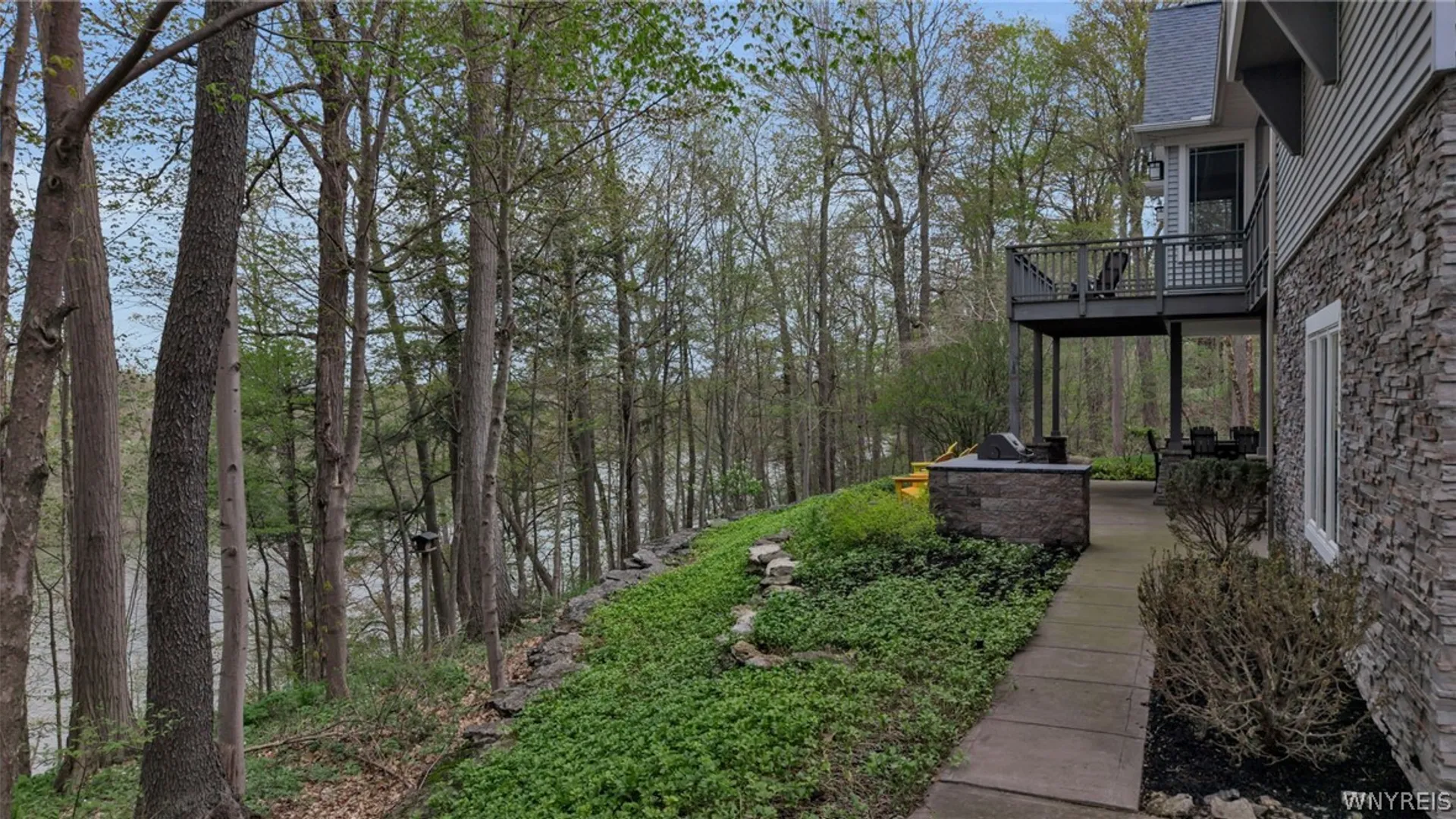 Property at 981 Lakeside Drive, Pembroke, NY 14036 27