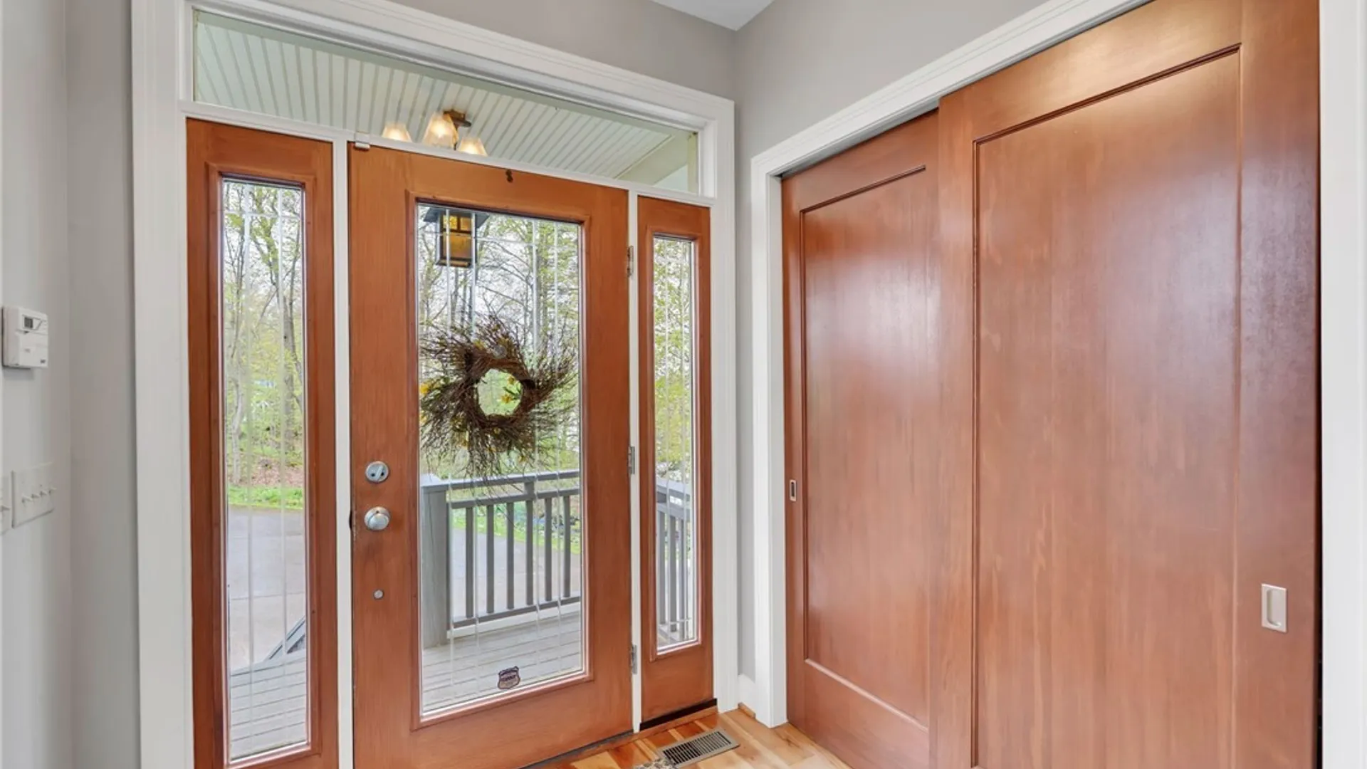 Property at 981 Lakeside Drive, Pembroke, NY 14036 4