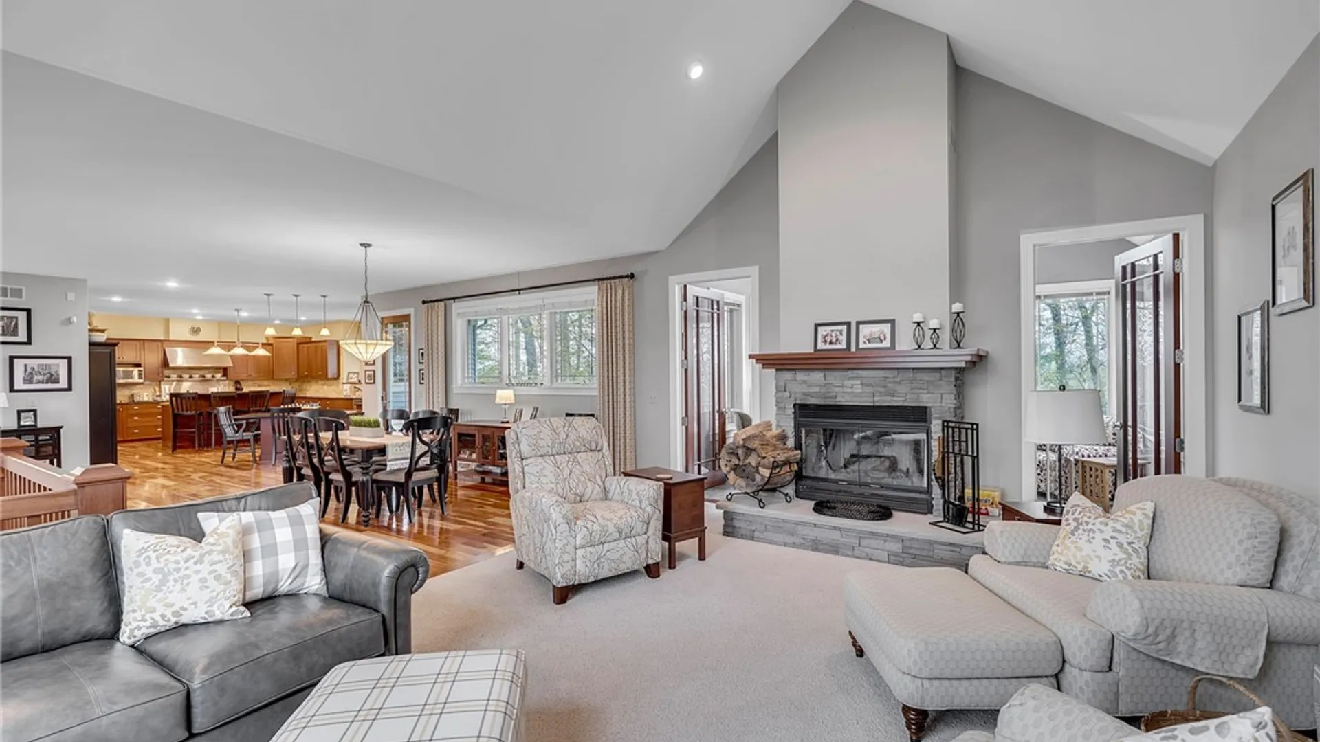 Property at 981 Lakeside Drive, Pembroke, NY 14036 5