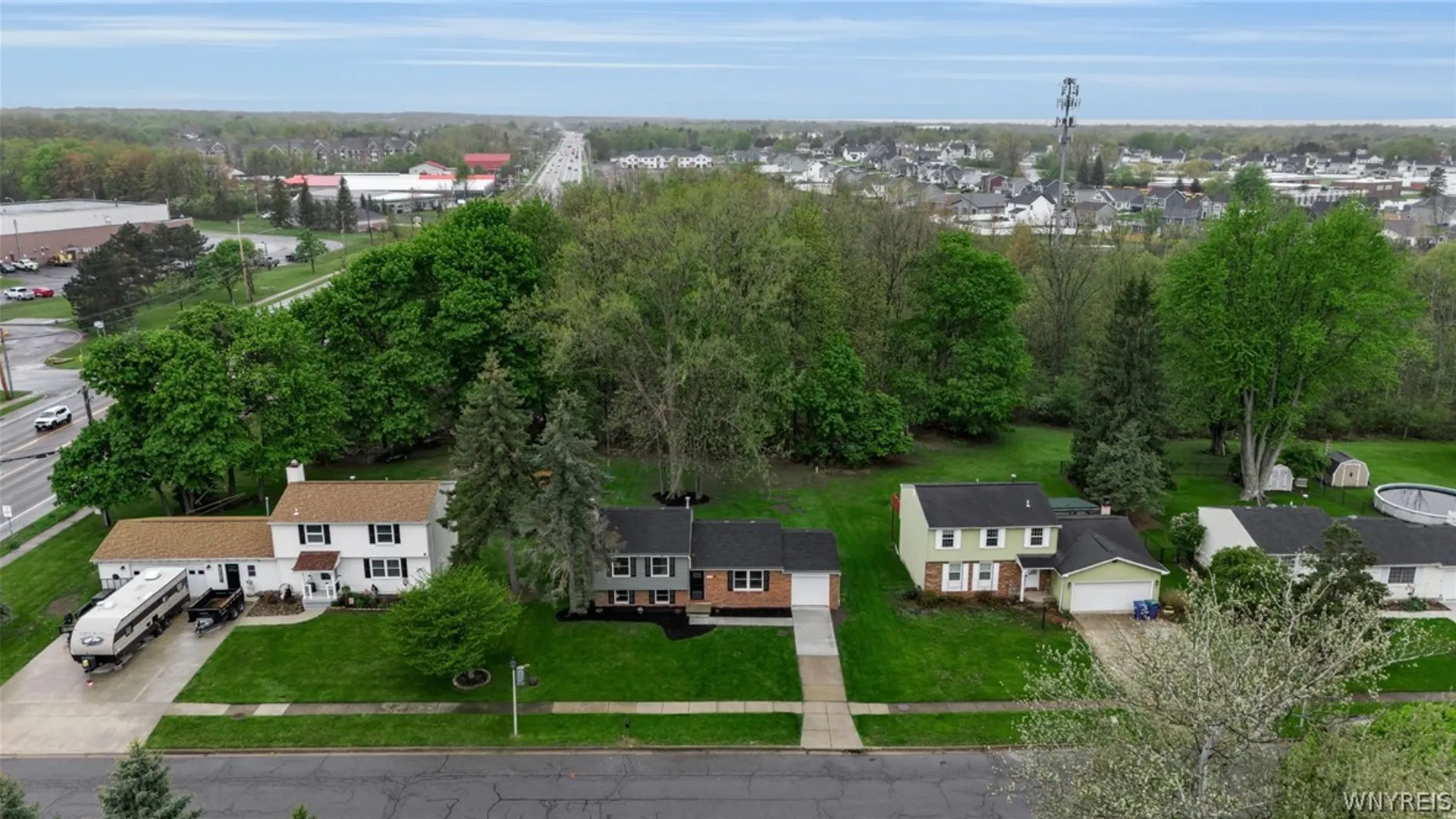 Property at 4584 Buckingham Lane, Hamburg, NY 14075 48