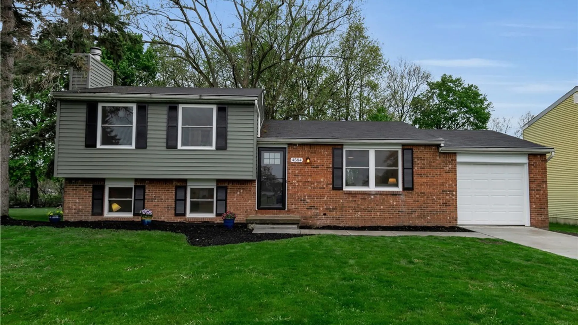 Property at 4584 Buckingham Lane, Hamburg, NY 14075 50