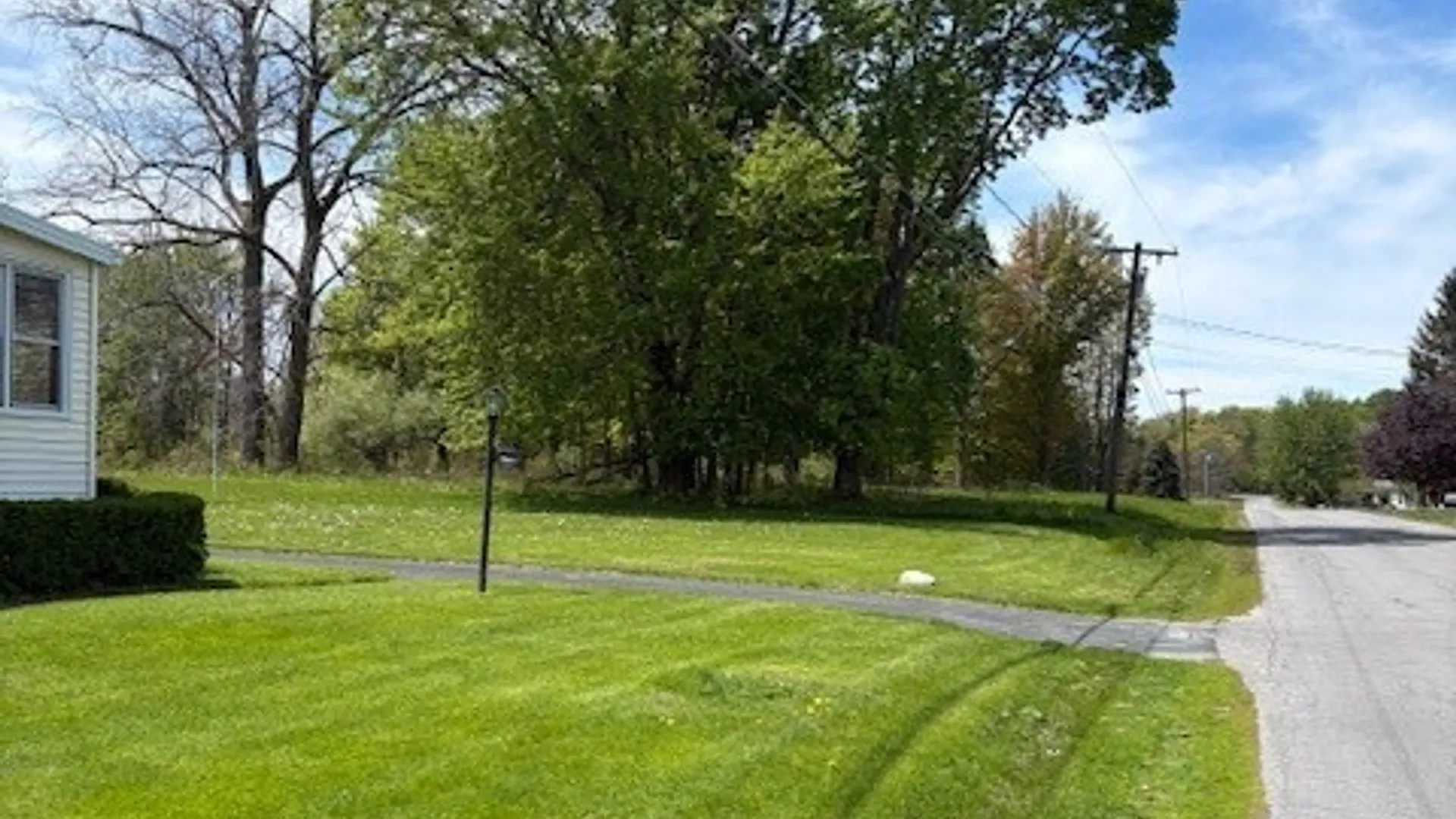 Property at 9748 Watson Avenue, Royalton, NY 14105 5