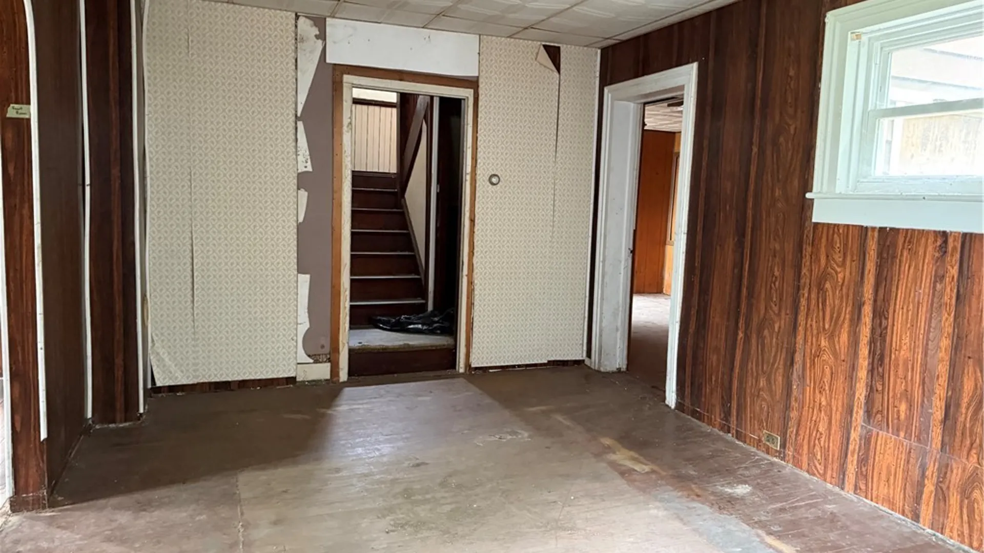 Property at 610 Prendergast Avenue, Jamestown, NY 14701 3