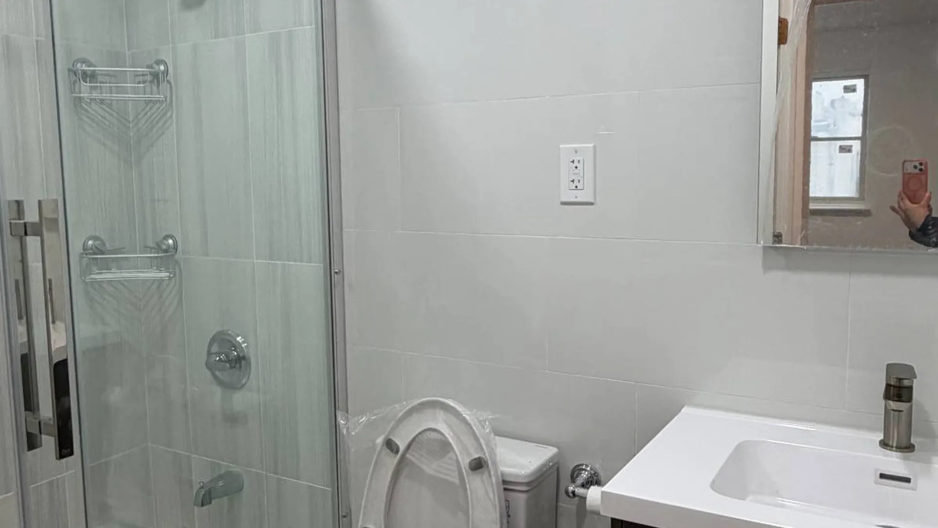Property at 1760 60 St, Brooklyn, NY 11204 5