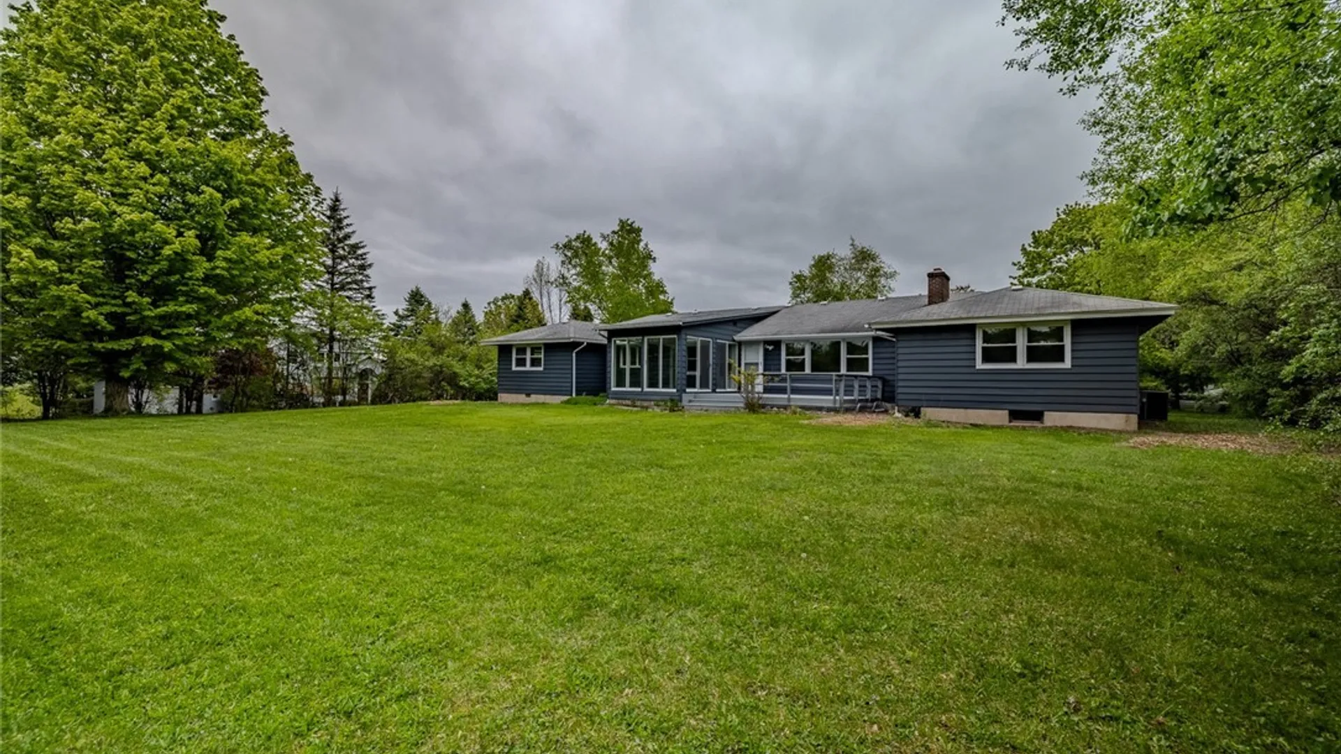 Property at 5063 Highbridge Lane, Manlius, NY 13066 5