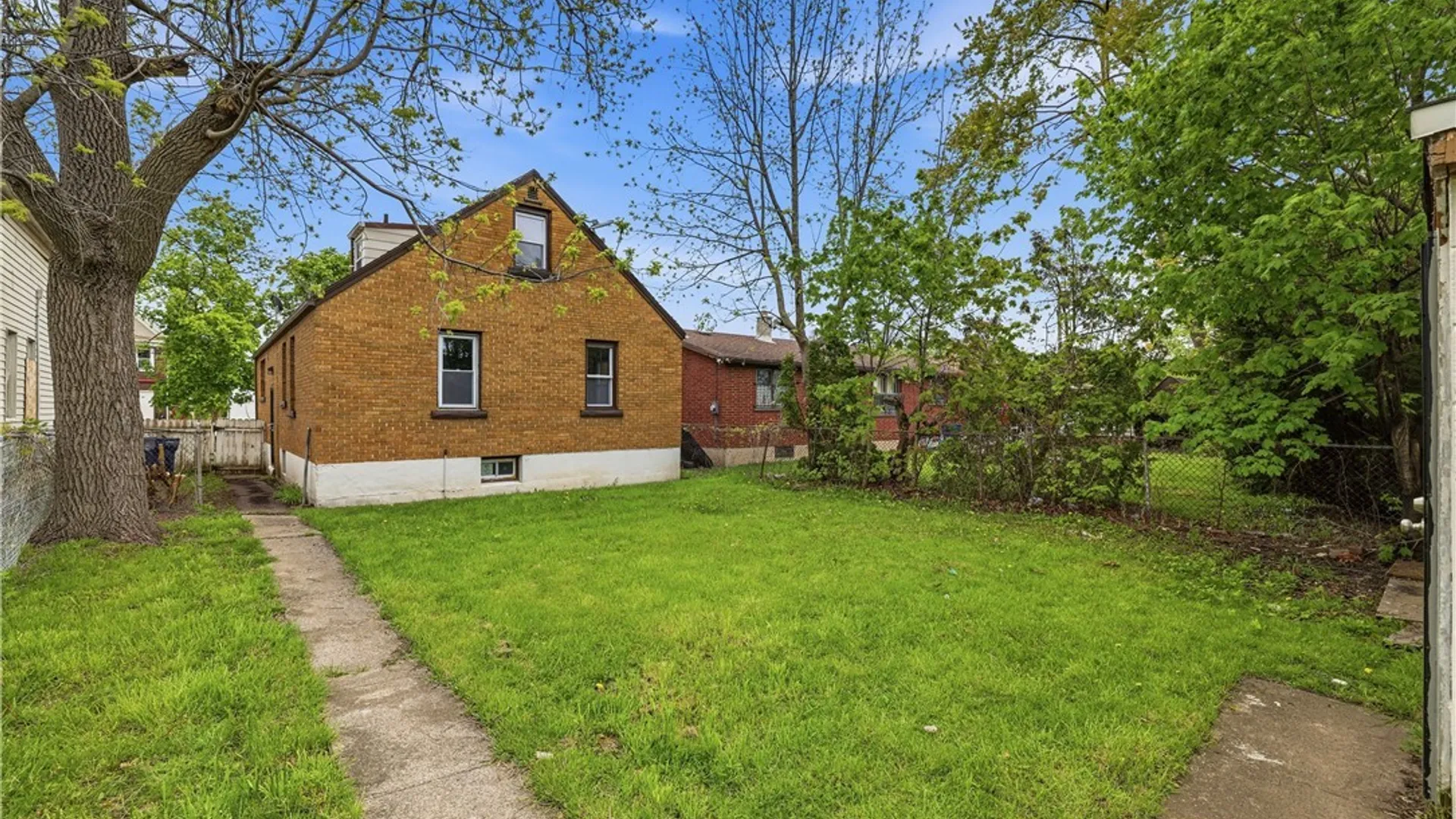 Property at 414 18th Street, Niagara Falls, NY 14303 5