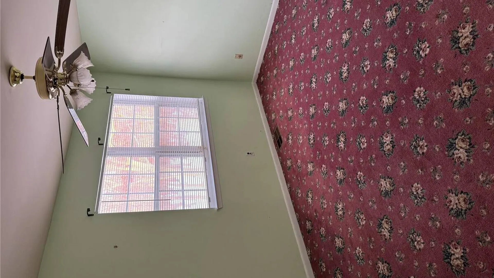 Property at 511 Race Place, Oakdale, NY 11769 12