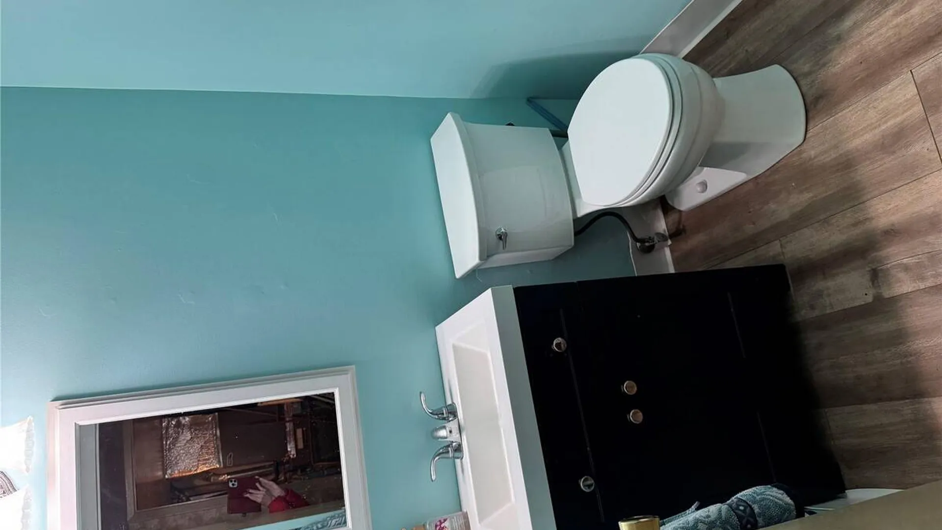 Property at 511 Race Place, Oakdale, NY 11769 9