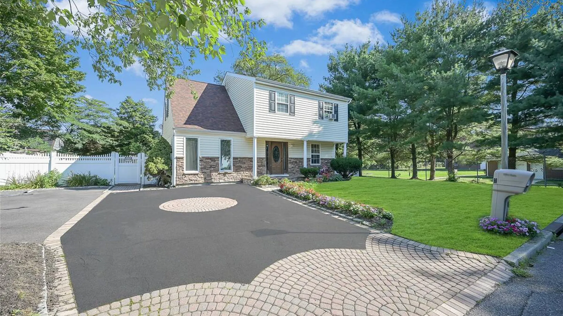 Property at 2 Cherry Street, Central Islip, NY 11722 32