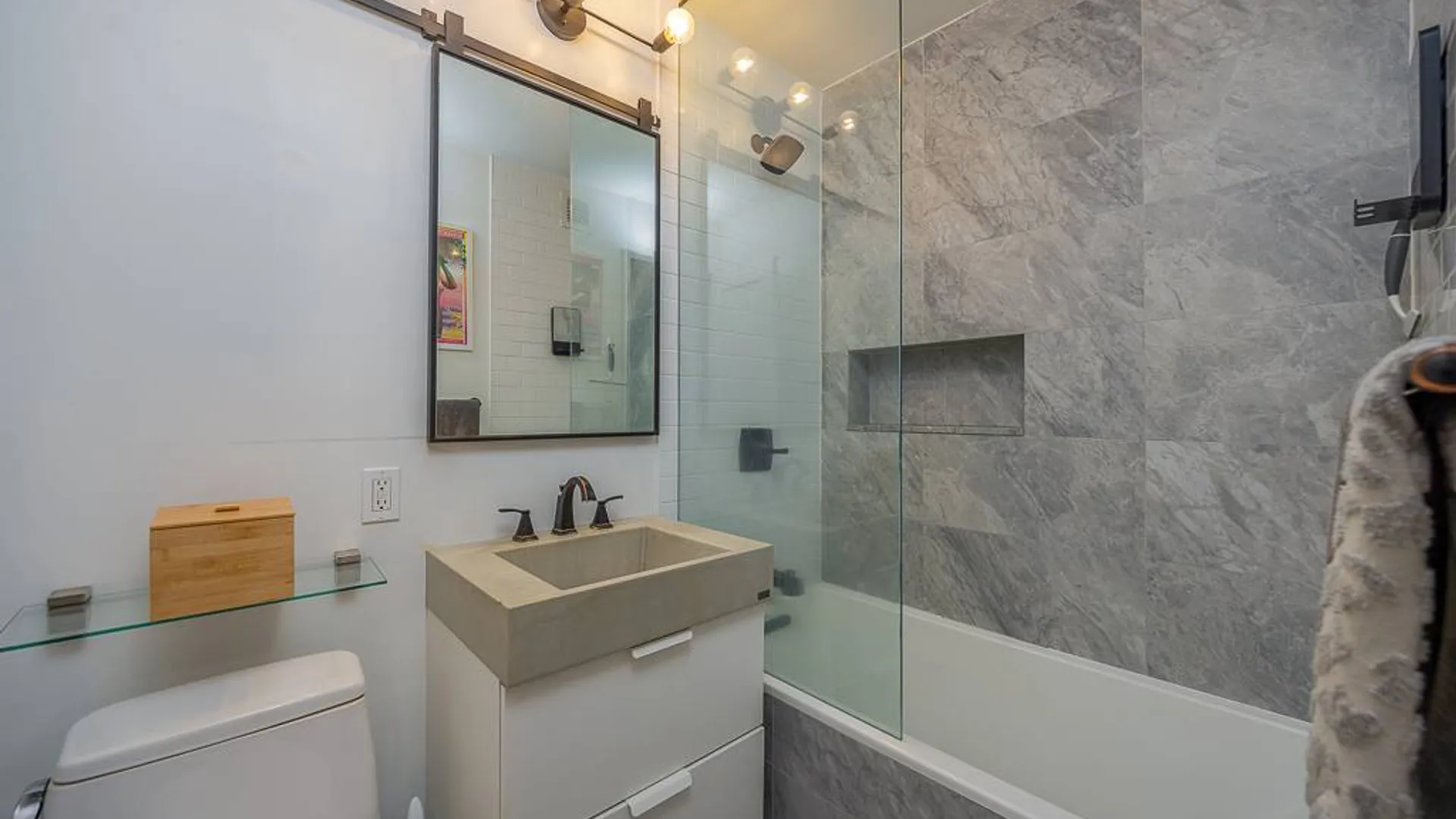 Property at 305 E 24th Street, New York, NY 10010 12