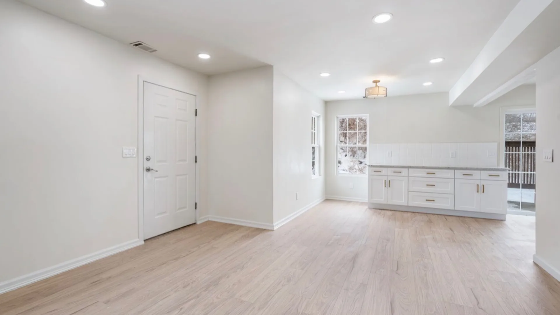 Property at 1221 Whispering Hls, Chester, NY 10918 7